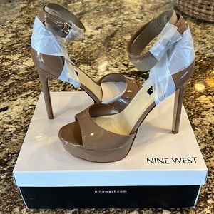 Nine West Grilo 3 Platform Heels